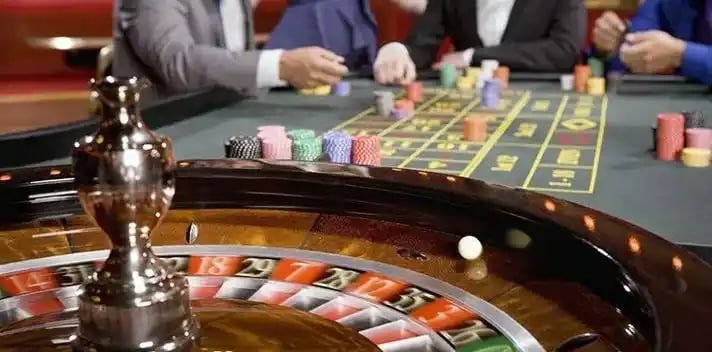 Ruang obrolan rolex88 bernuansa neon